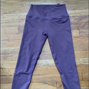 ADORABLE LULULEMON ALIGN PANT- SIZE 6
